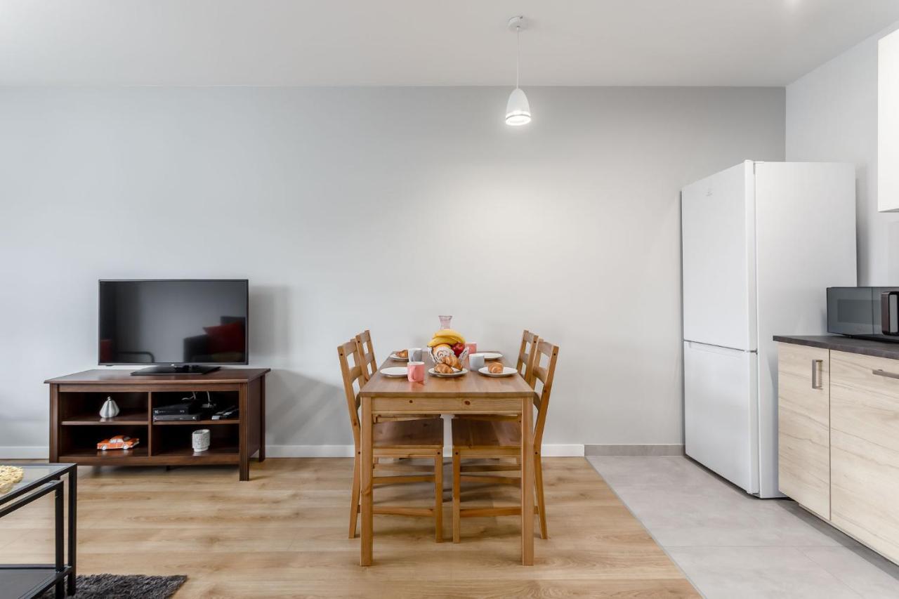 Chill Apartments Marywilska Warschau Exterior foto